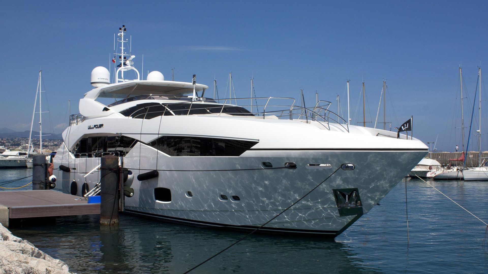 THREE RIVERS yacht (Sunseeker, 34.53m, 2014)